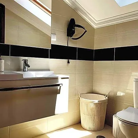 Hotel Intune 4*